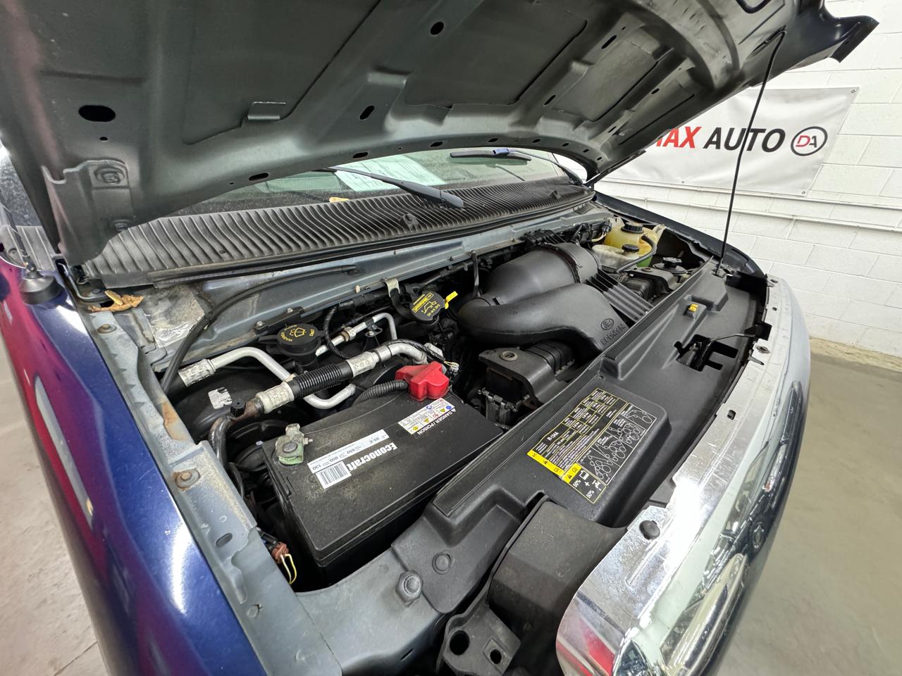 Ford Econoline E-150 2012