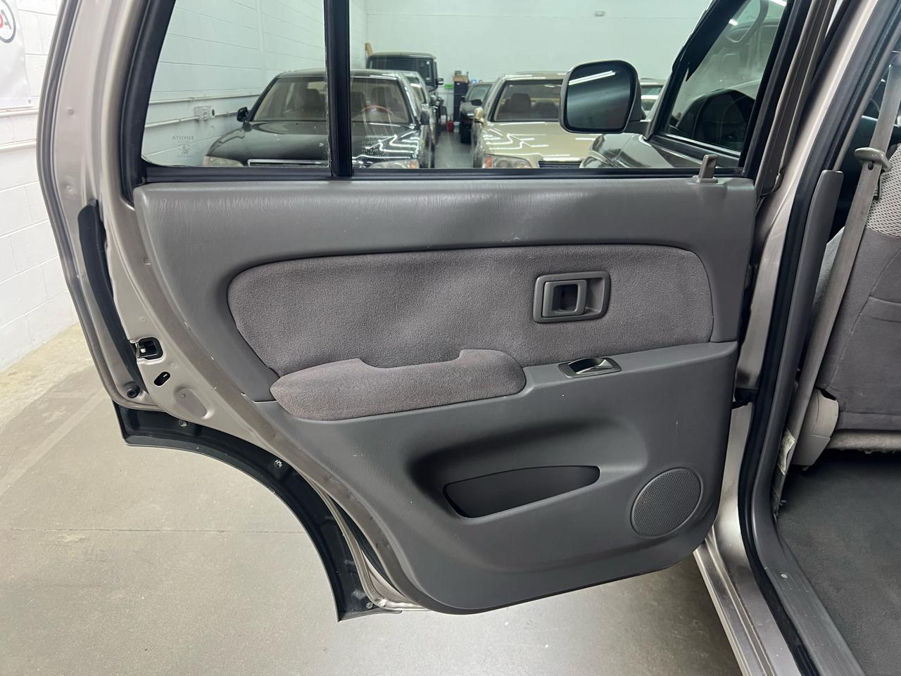 Toyota 4Runner Sport Edition V6 4WD 2002