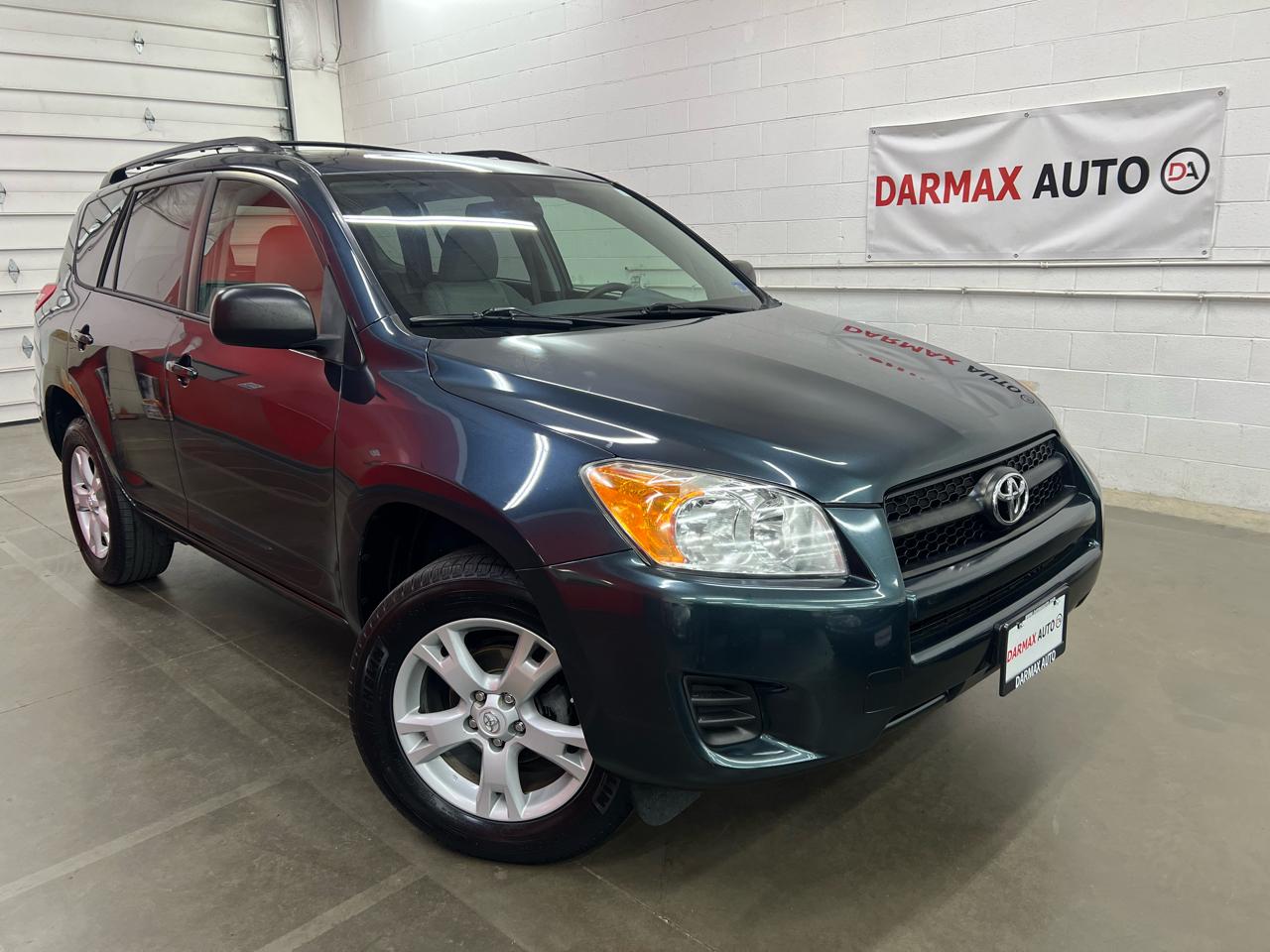 Toyota RAV4  2012