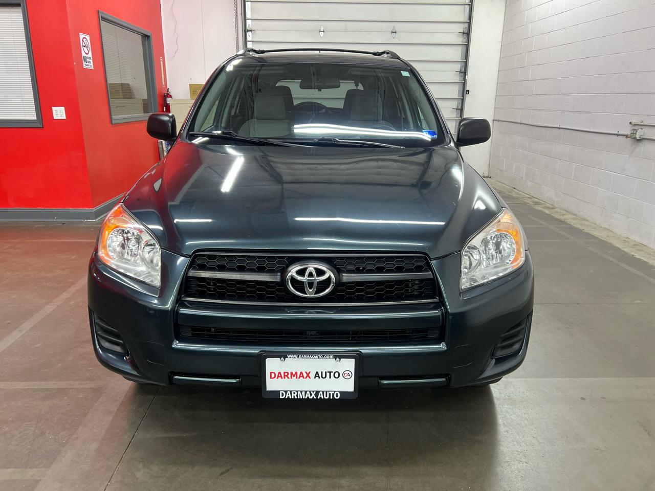 Toyota RAV4  2012