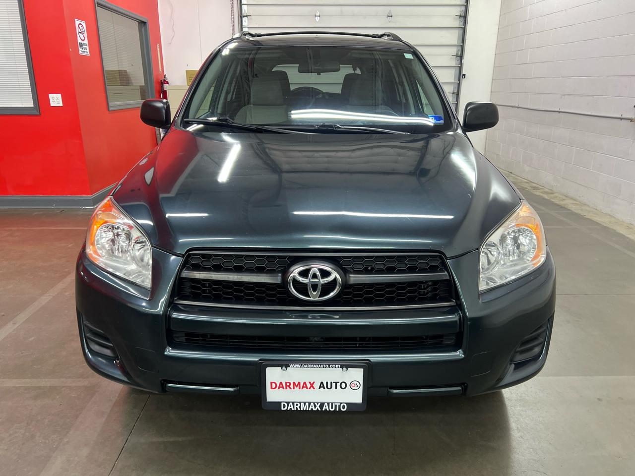 Toyota RAV4  2012