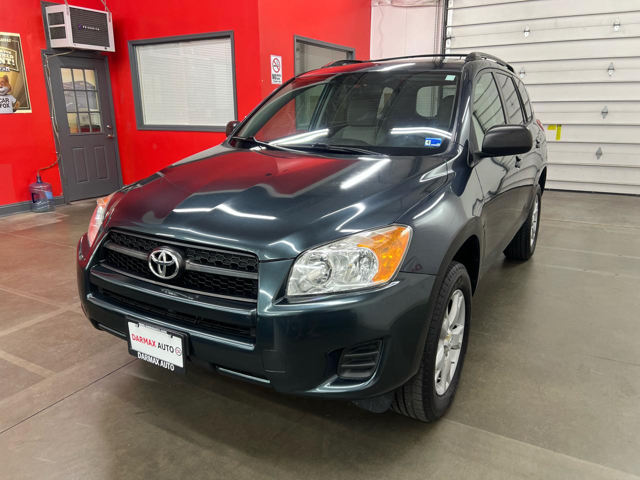 Toyota RAV4  2012