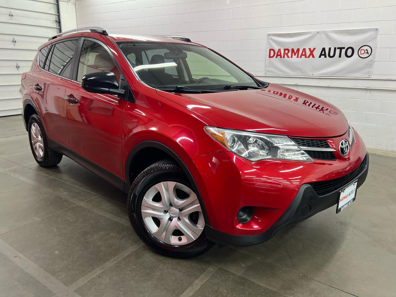 Toyota RAV4 LE FWD 2014