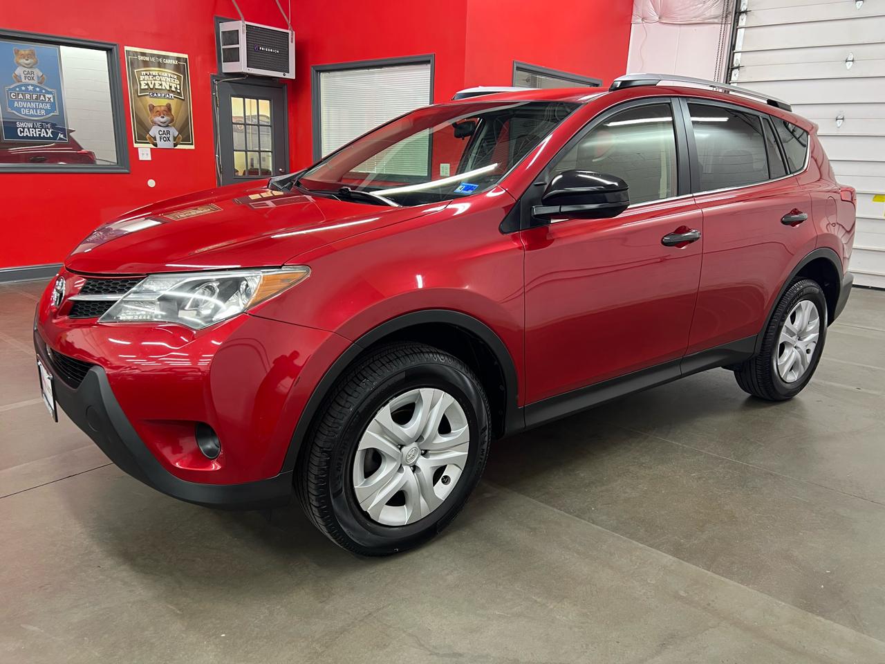 Toyota RAV4 LE FWD 2014