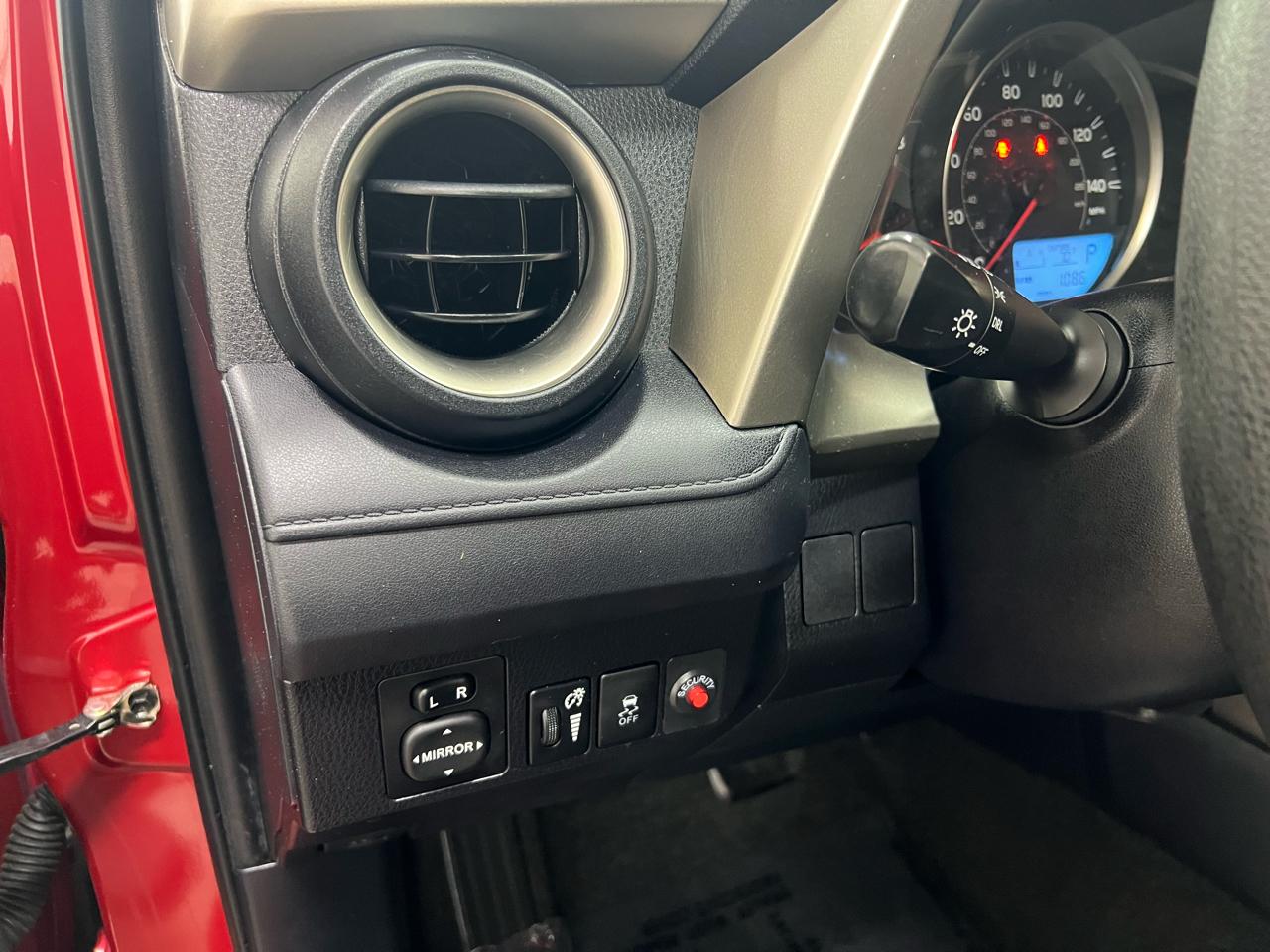 Toyota RAV4 LE FWD 2014