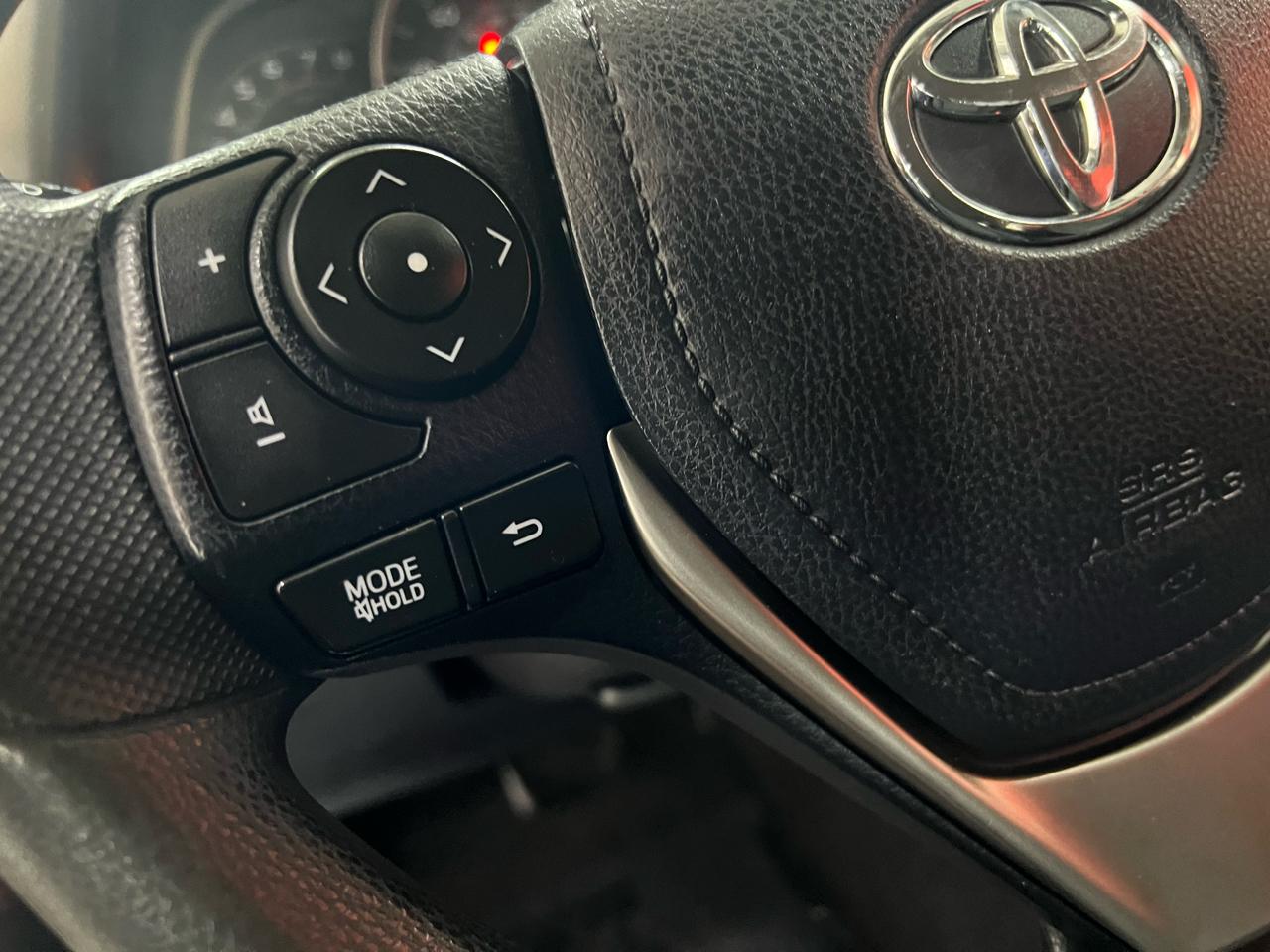Toyota RAV4 LE FWD 2014