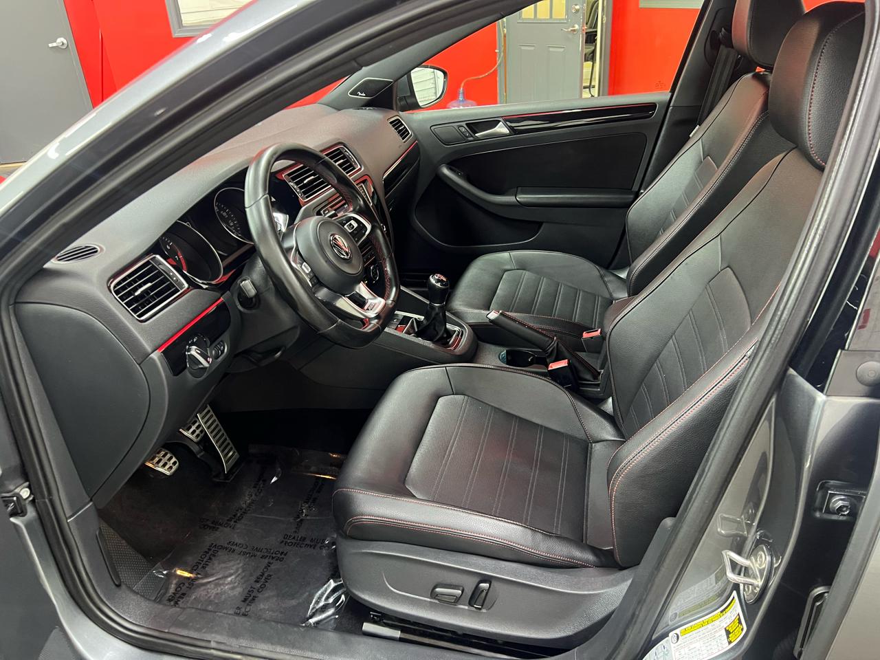 Volkswagen Jetta 2.0T GLI 6M 2017