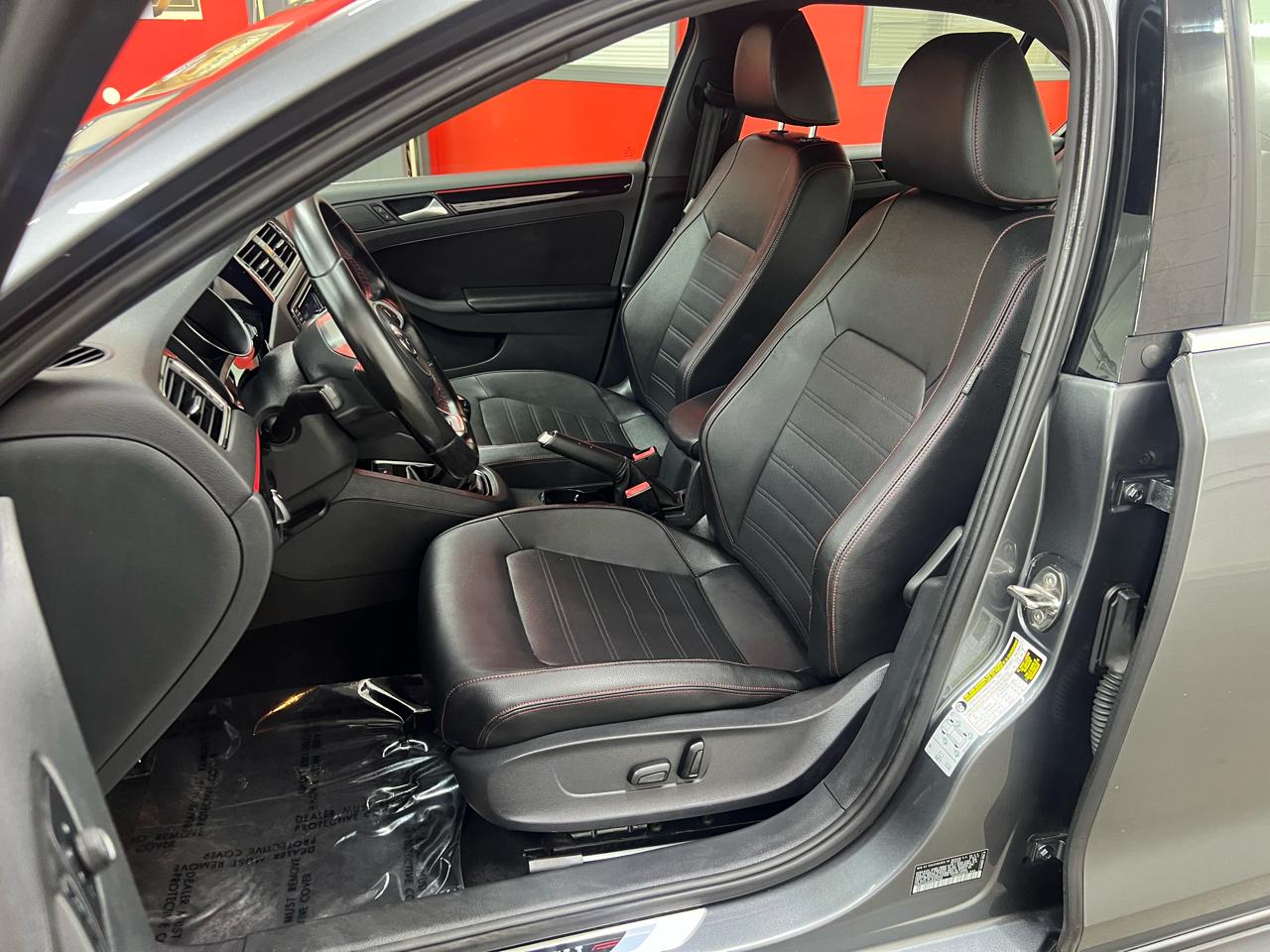 Volkswagen Jetta 2.0T GLI 6M 2017