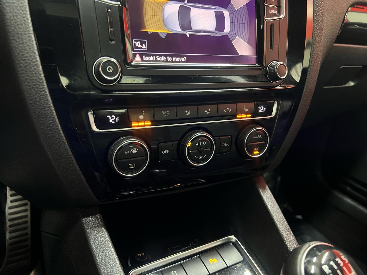 Volkswagen Jetta 2.0T GLI 6M 2017