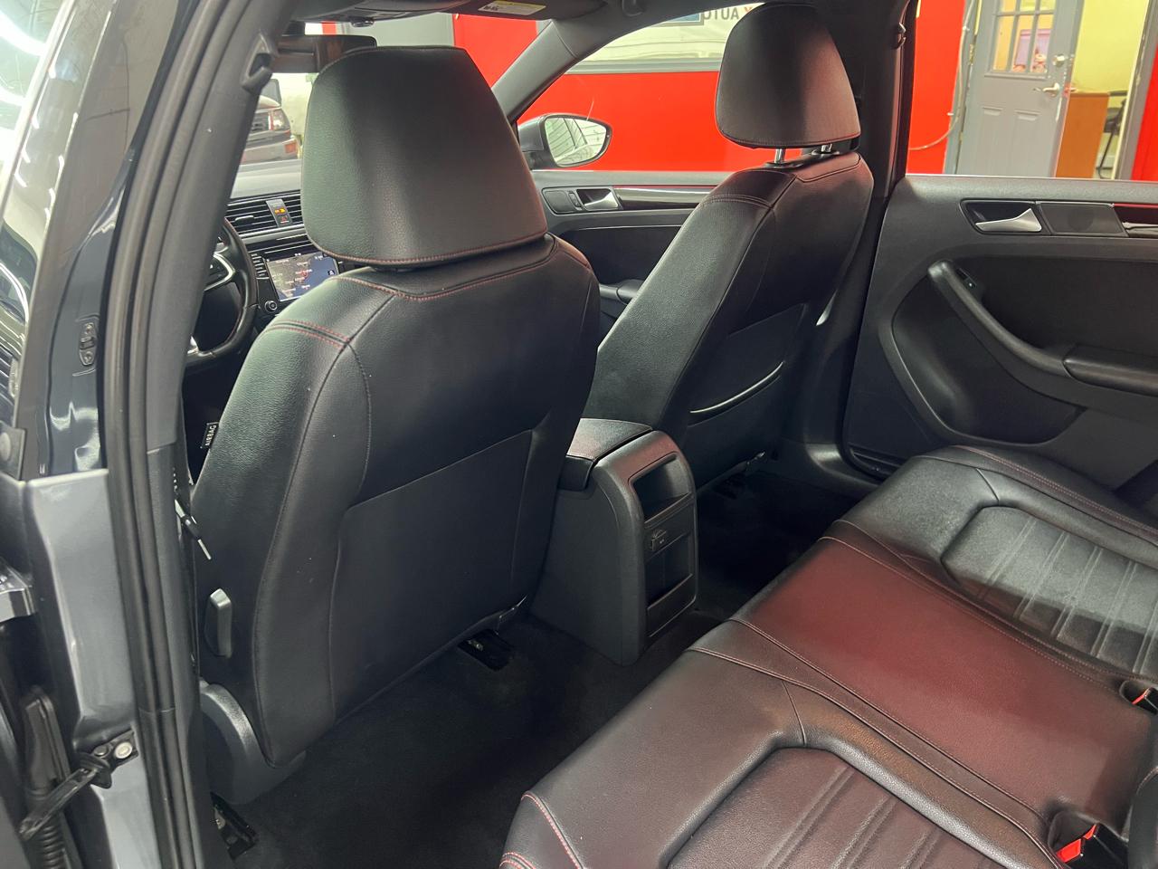 Volkswagen Jetta 2.0T GLI 6M 2017