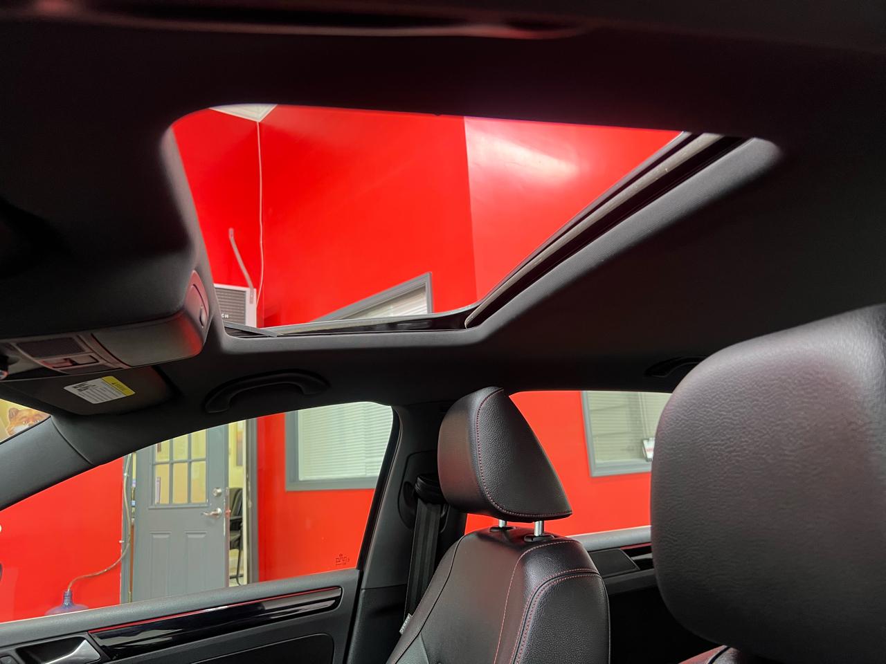 Volkswagen Jetta 2.0T GLI 6M 2017