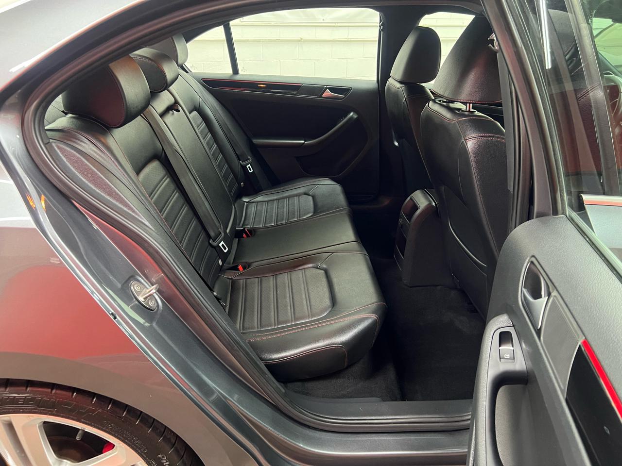 Volkswagen Jetta 2.0T GLI 6M 2017