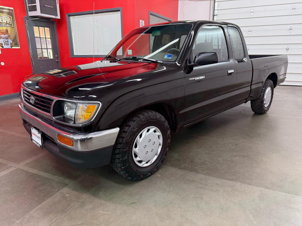 Toyota Tacoma Xtracab 2.4L I4 Auto 1996