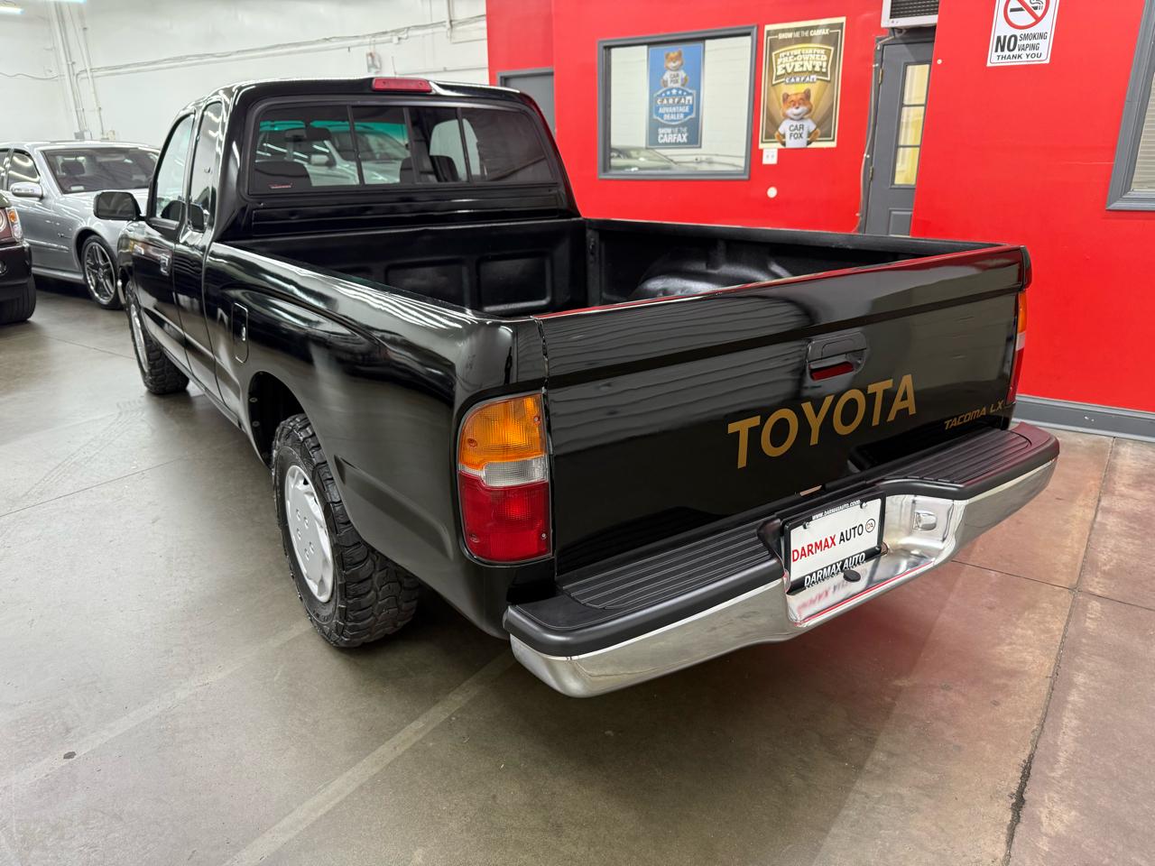 Toyota Tacoma Xtracab 2.4L I4 Auto 1996