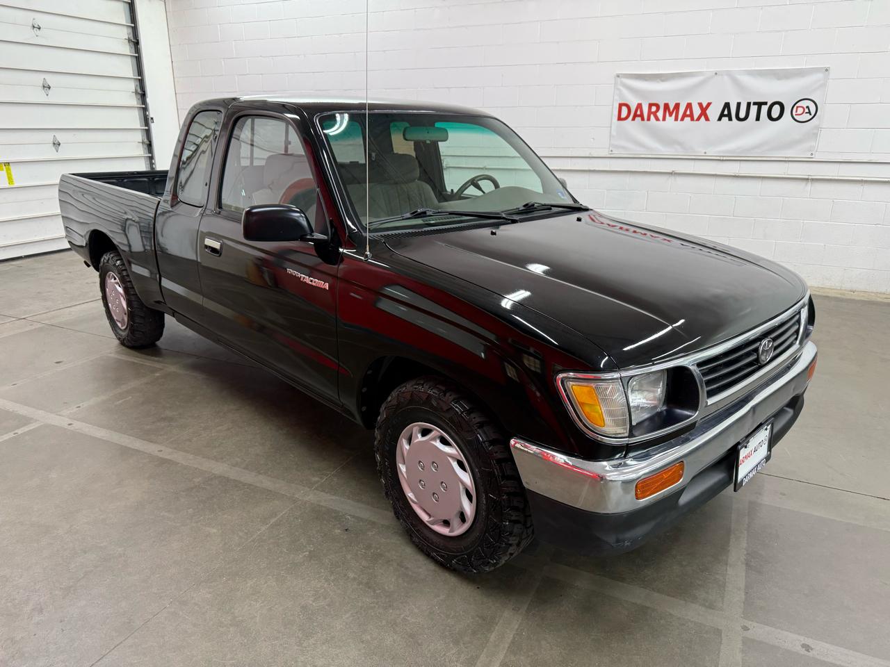 Toyota Tacoma Xtracab 2.4L I4 Auto 1996