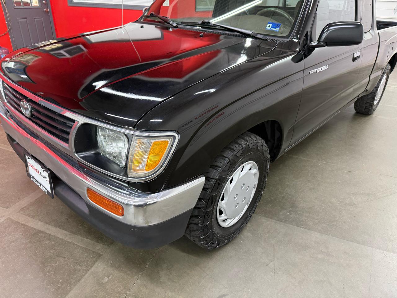 Toyota Tacoma Xtracab 2.4L I4 Auto 1996