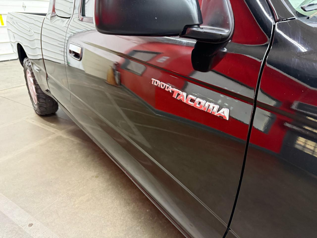 Toyota Tacoma Xtracab 2.4L I4 Auto 1996