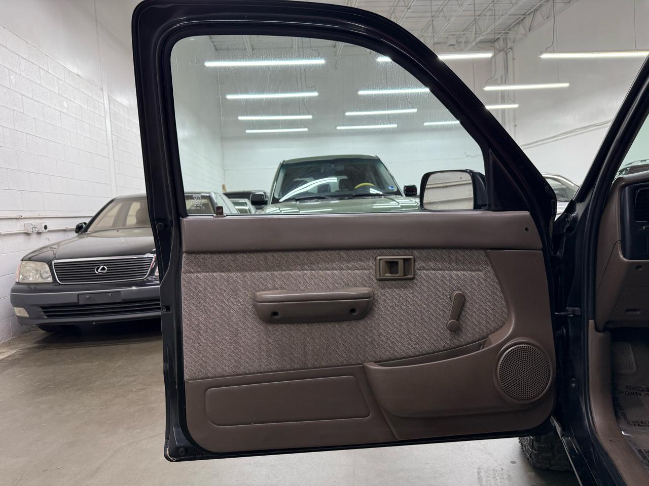 Toyota Tacoma Xtracab 2.4L I4 Auto 1996