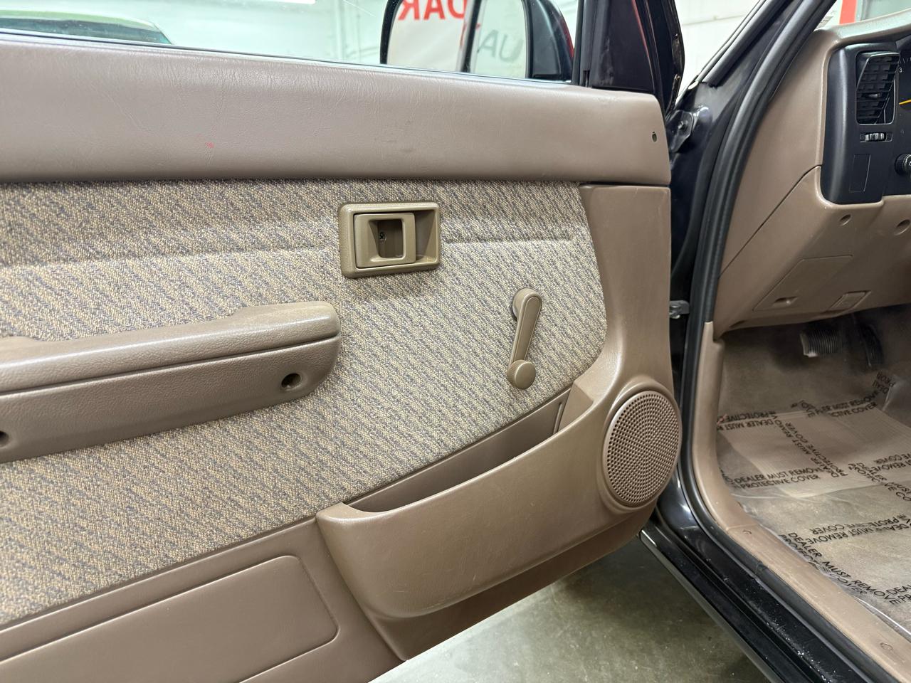 Toyota Tacoma Xtracab 2.4L I4 Auto 1996