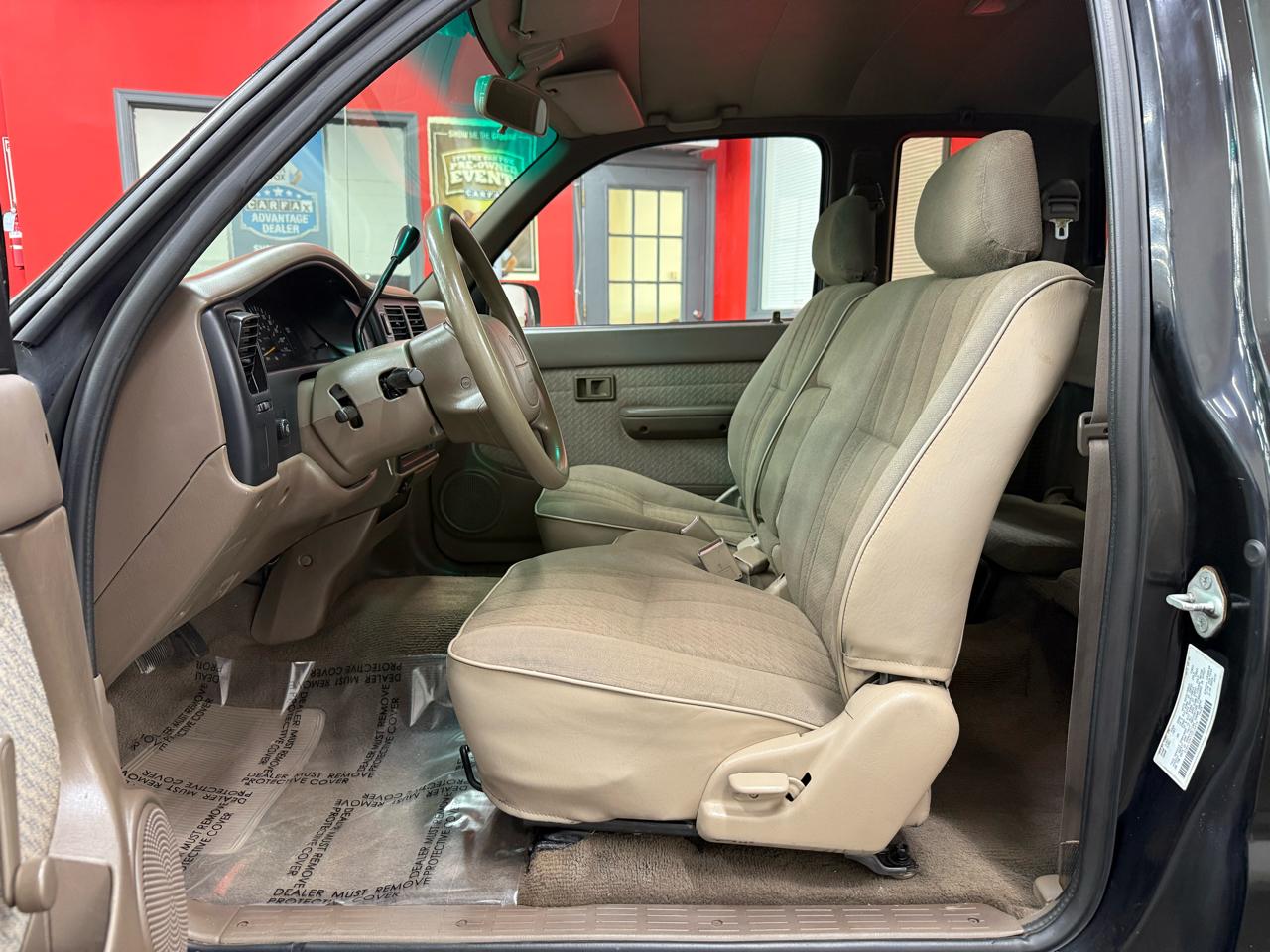 Toyota Tacoma Xtracab 2.4L I4 Auto 1996