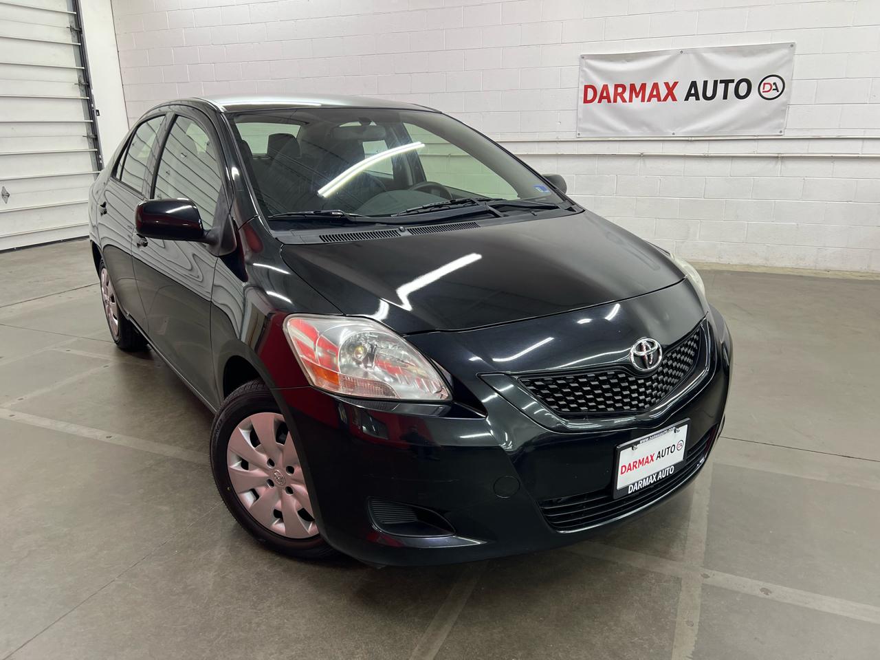 Toyota Yaris 4dr Sdn Auto 2012