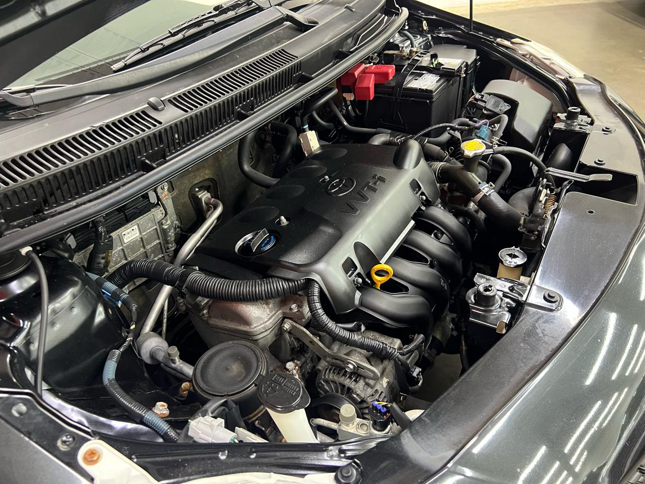 Toyota Yaris 4dr Sdn Auto 2012