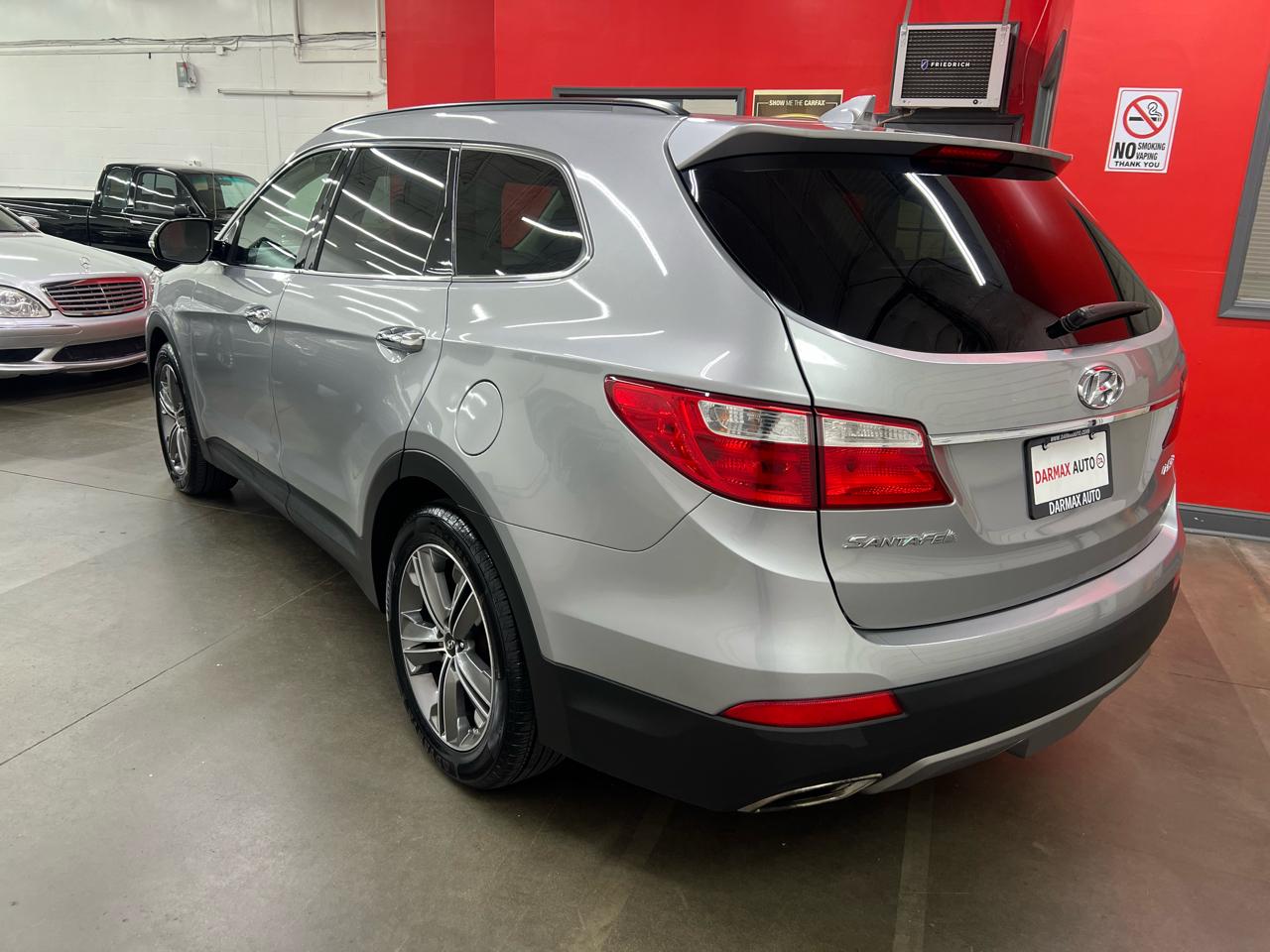 Hyundai Santa Fe Limited FWD 2013
