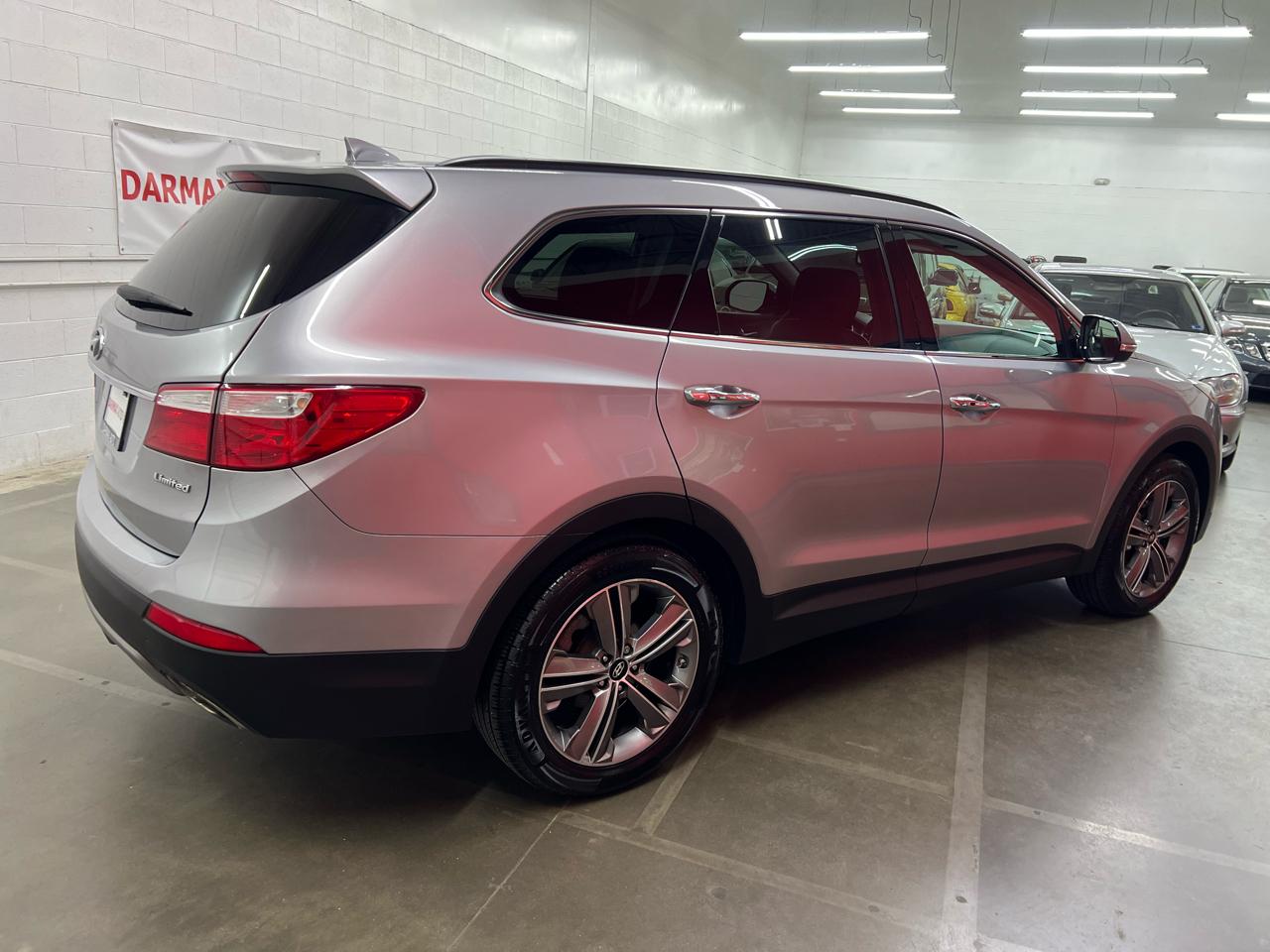 Hyundai Santa Fe Limited FWD 2013