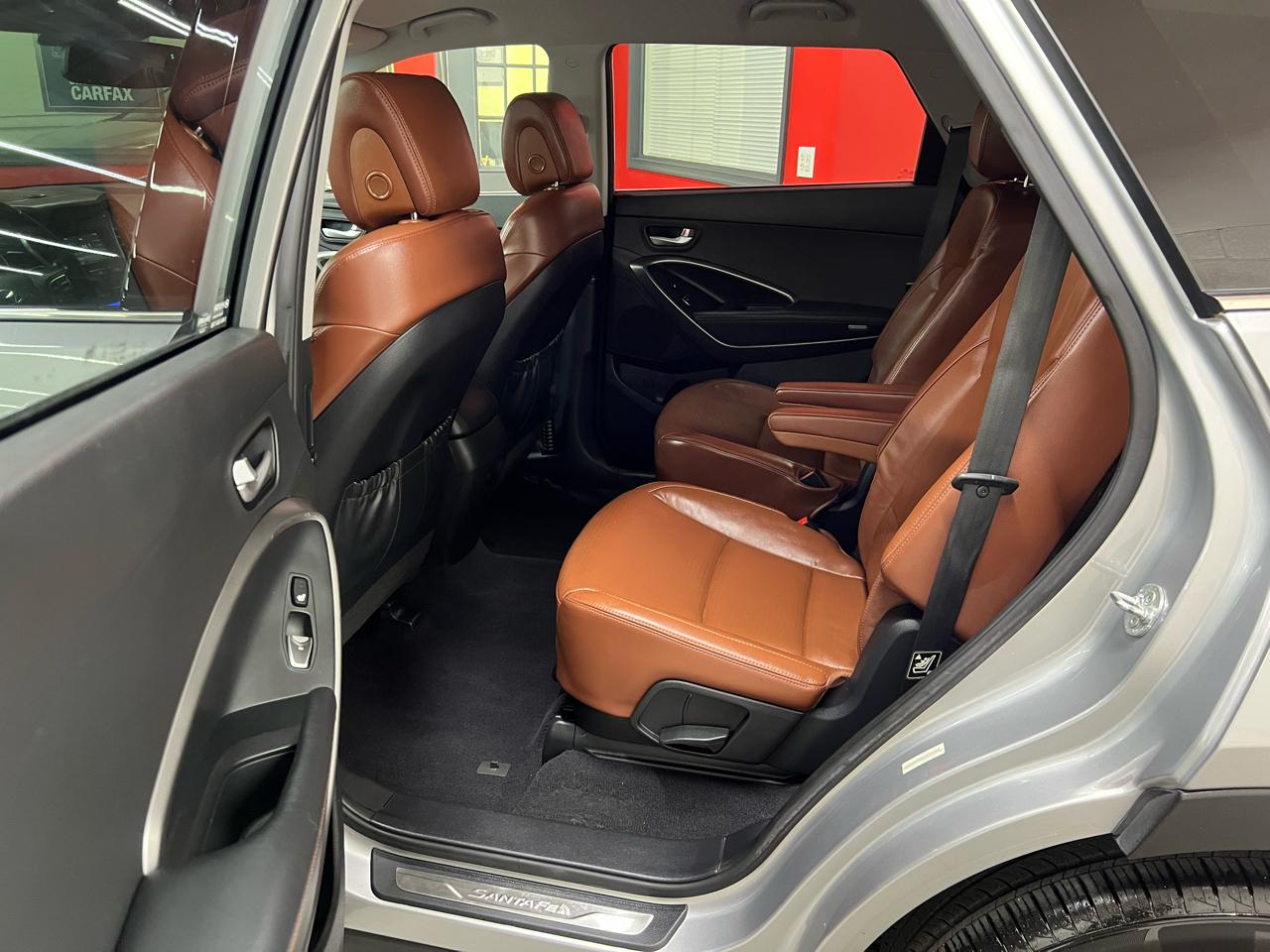 Hyundai Santa Fe Limited FWD 2013