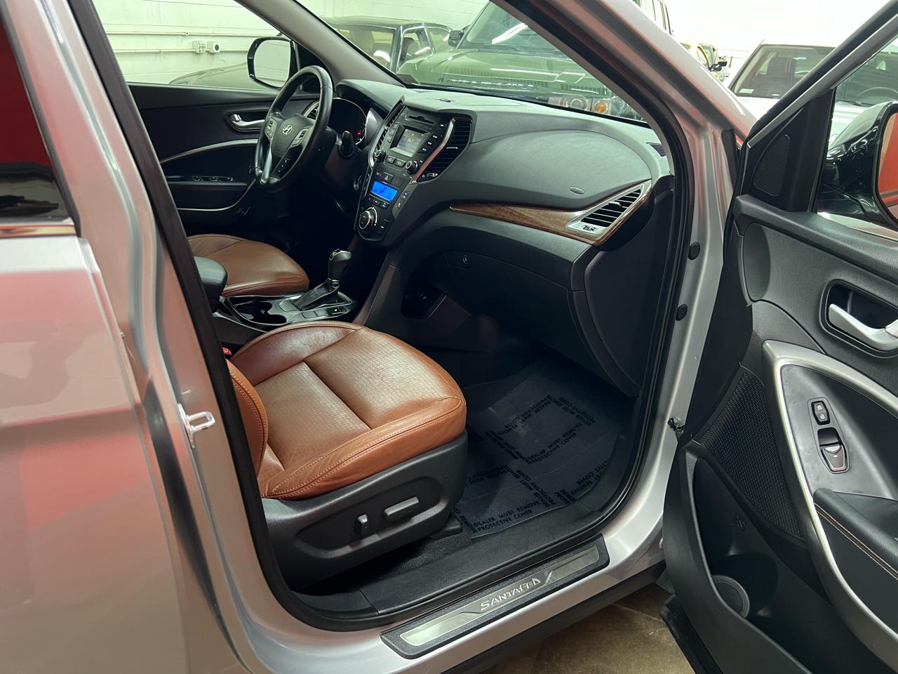 Hyundai Santa Fe Limited FWD 2013