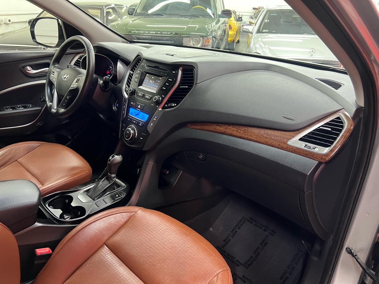 Hyundai Santa Fe Limited FWD 2013