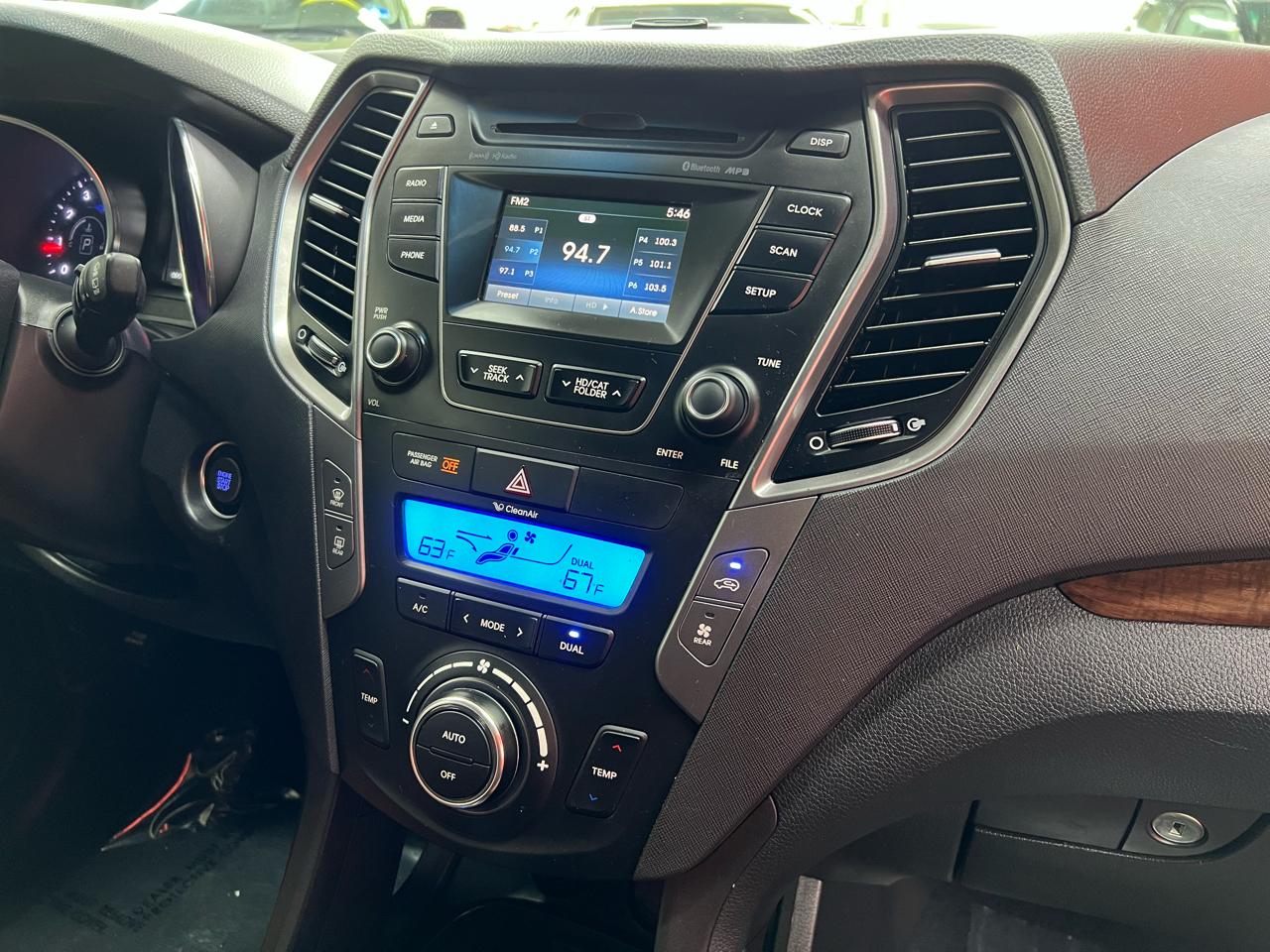 Hyundai Santa Fe Limited FWD 2013