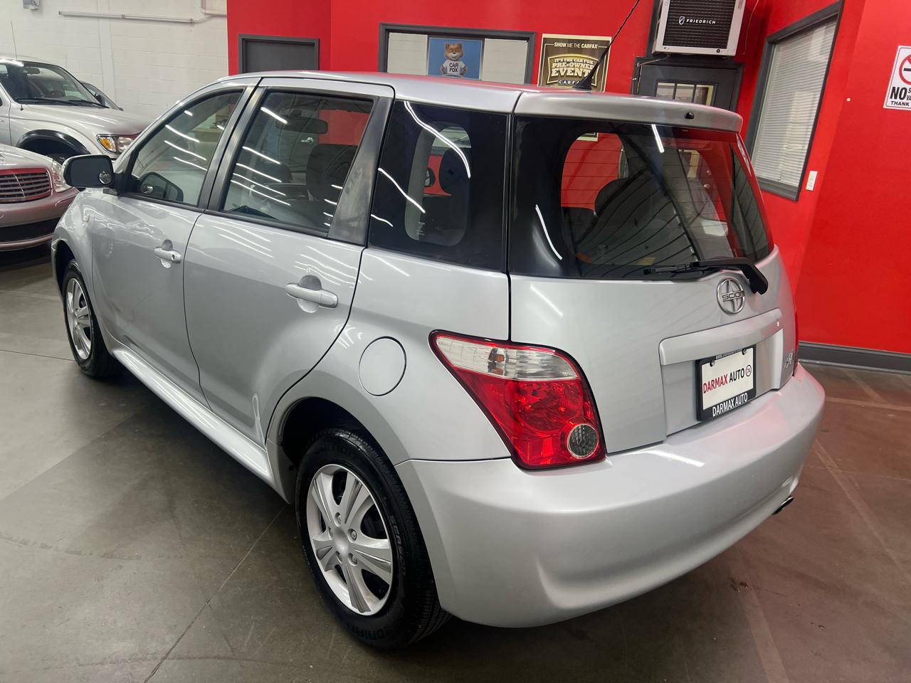 Scion xA Hatchback 2006