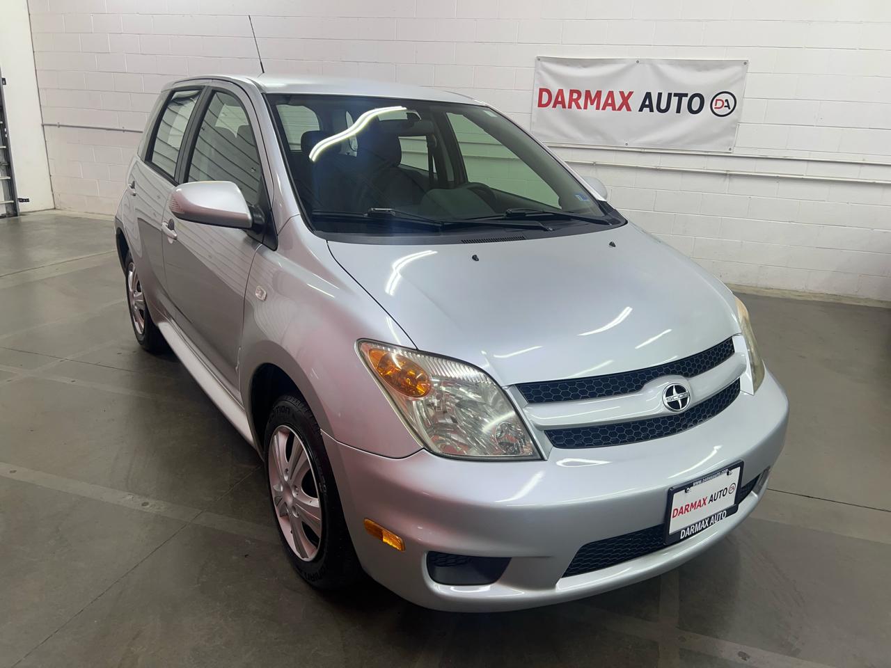 Scion xA Hatchback 2006