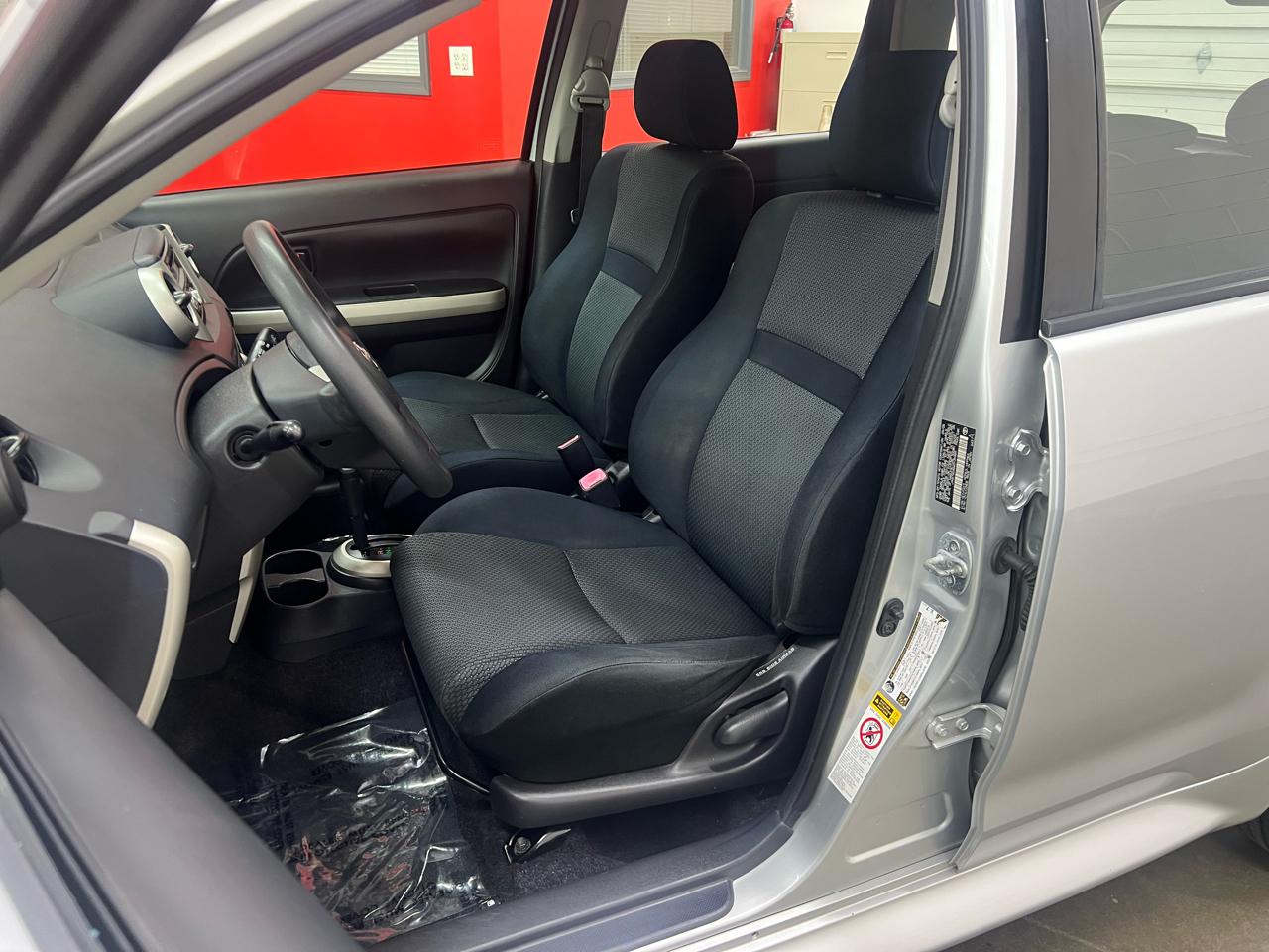 Scion xA Hatchback 2006
