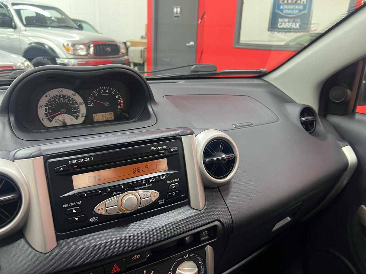 Scion xA Hatchback 2006