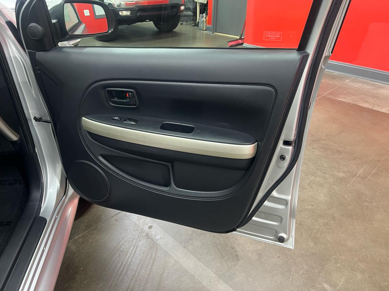 Scion xA Hatchback 2006