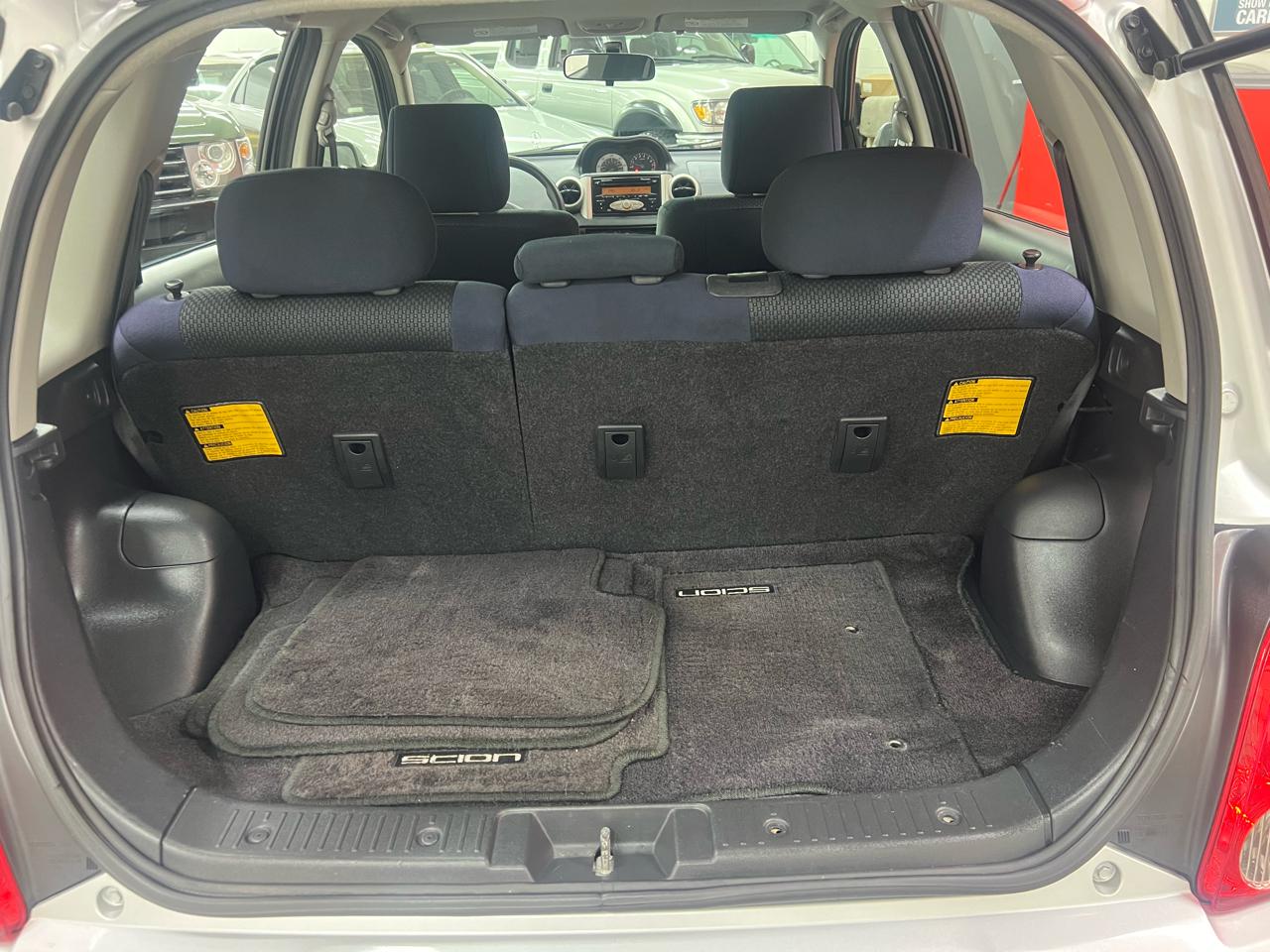 Scion xA Hatchback 2006