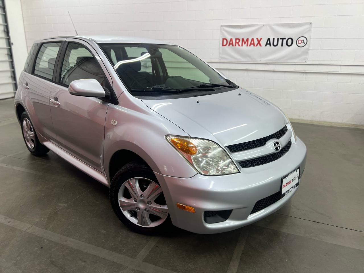 Scion xA Hatchback 2006