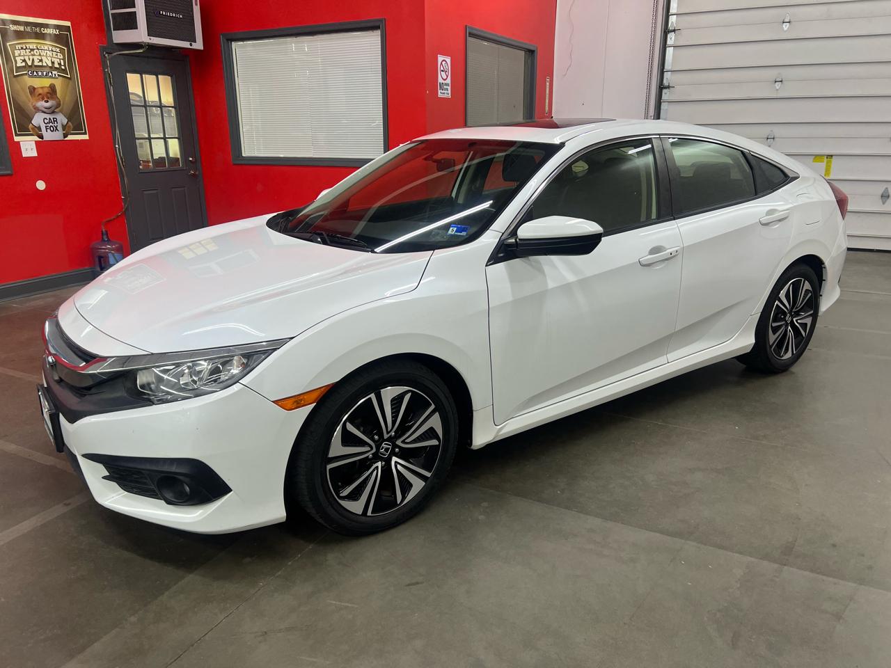 Honda Civic EX-T Sedan CVT 2018