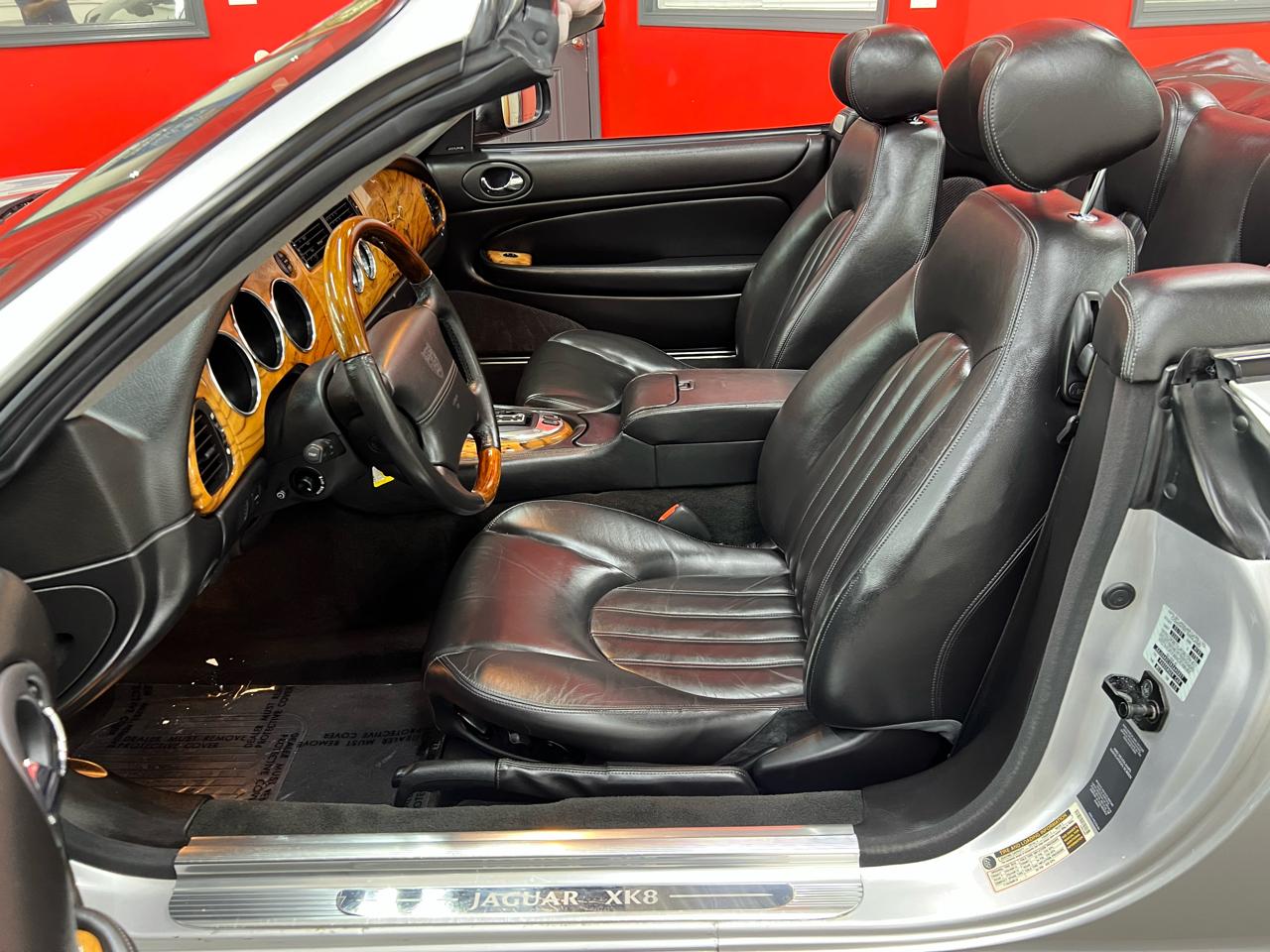 Jaguar XK-Series XK8 Convertible 2006