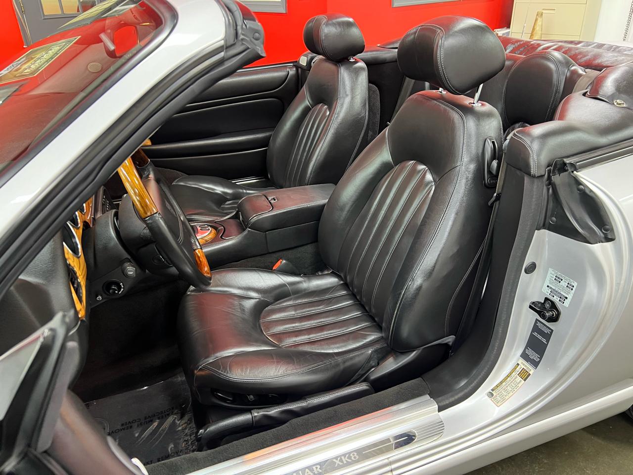 Jaguar XK-Series XK8 Convertible 2006
