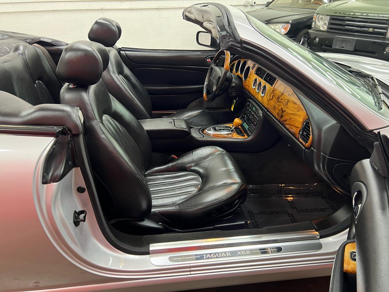 Jaguar XK-Series XK8 Convertible 2006