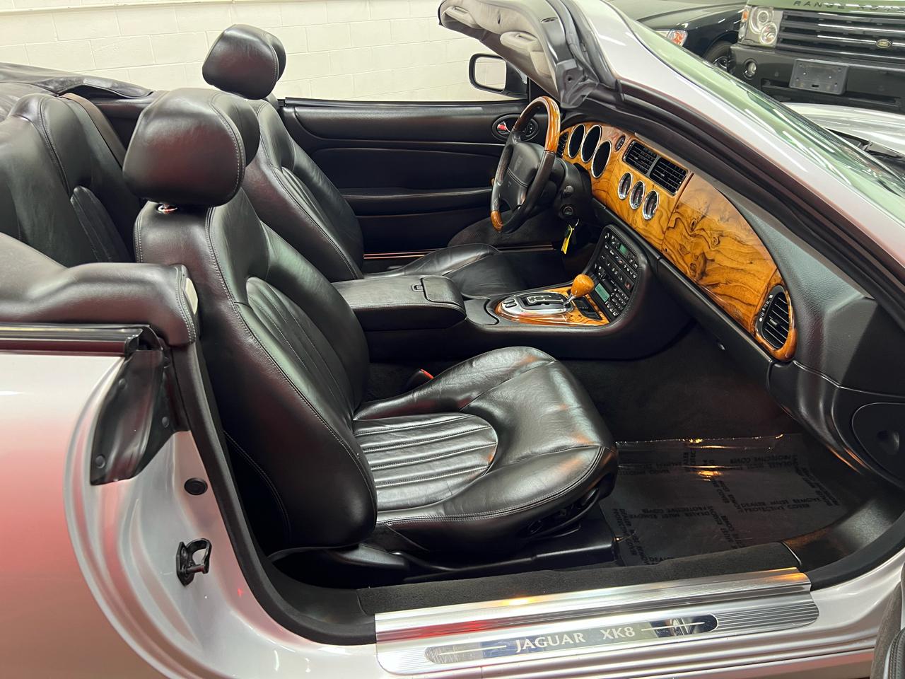 Jaguar XK-Series XK8 Convertible 2006