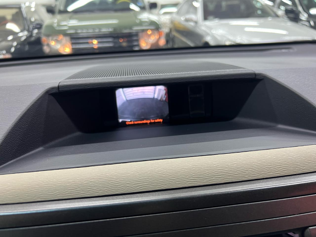 Toyota Sienna  2012
