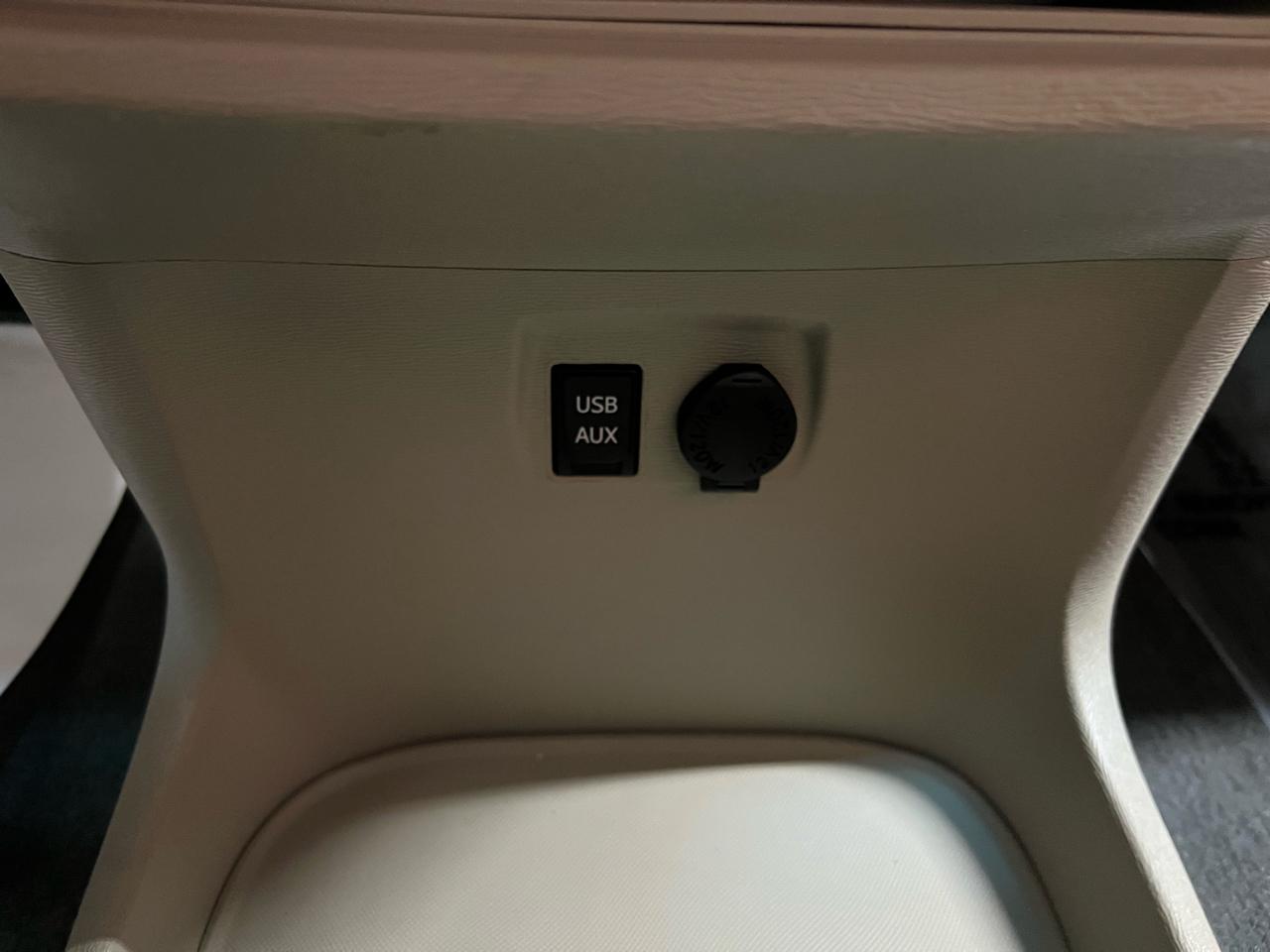 Toyota Sienna  2012
