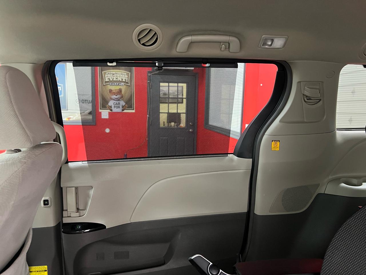 Toyota Sienna  2012