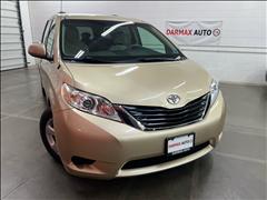 2012 Toyota Sienna 