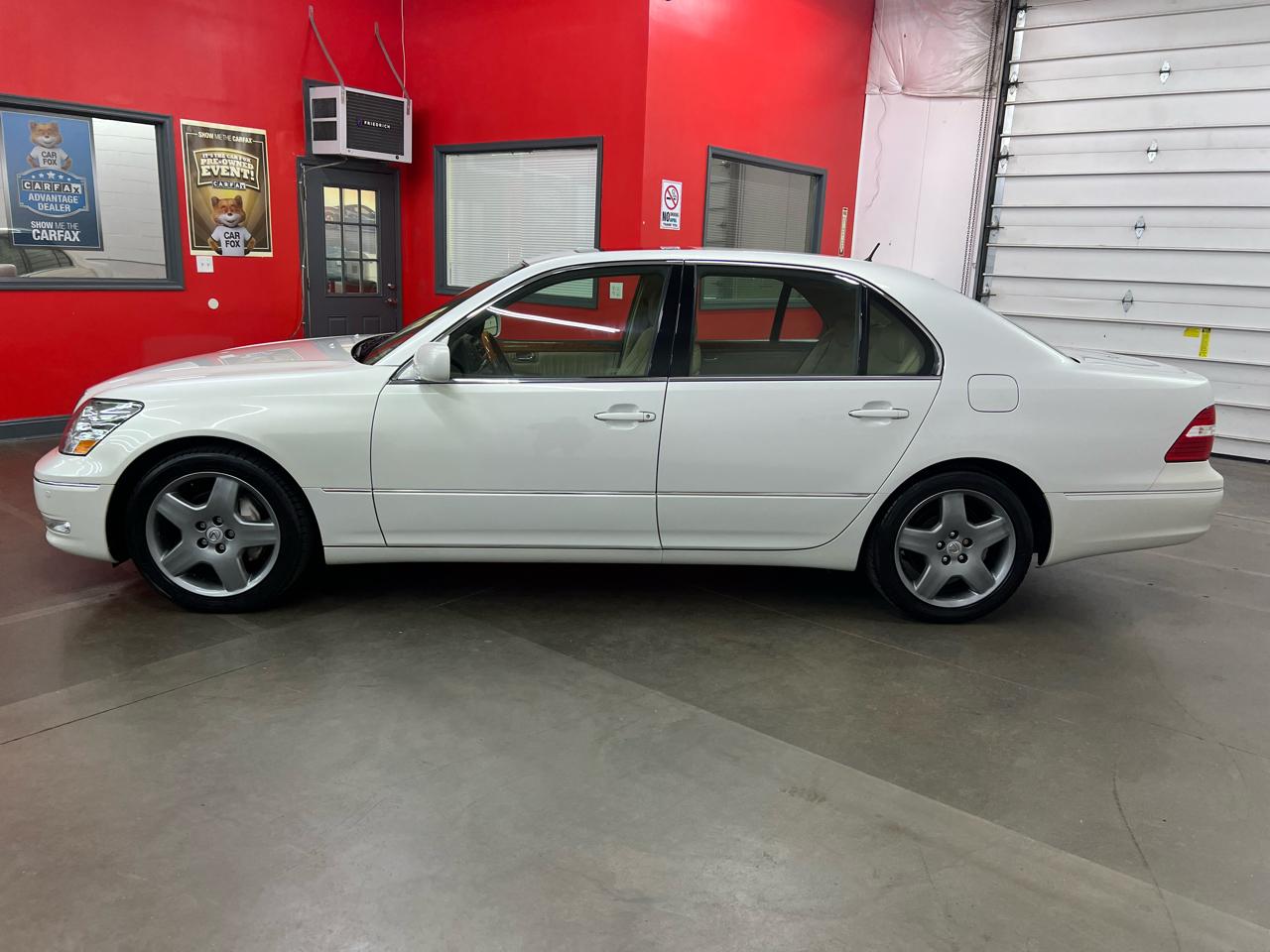 Lexus LS 430 Sedan 2005