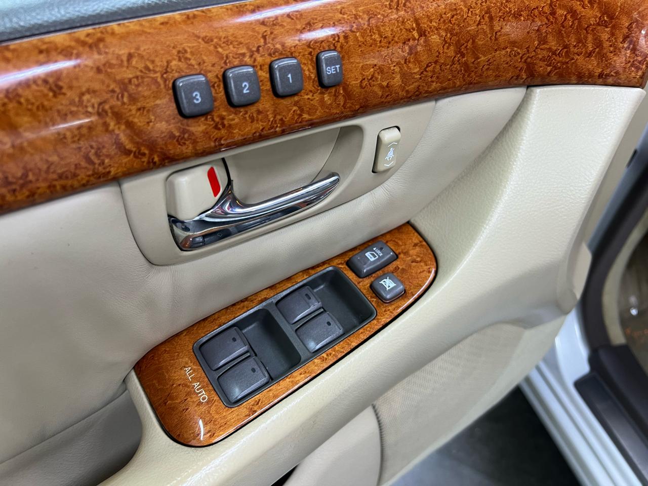 Lexus LS 430 Sedan 2005